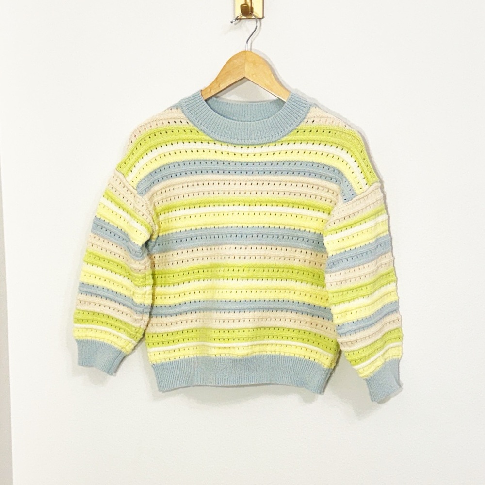CLEO PETITES Knit Sweater Blue/yellow Crewneckline Size Small